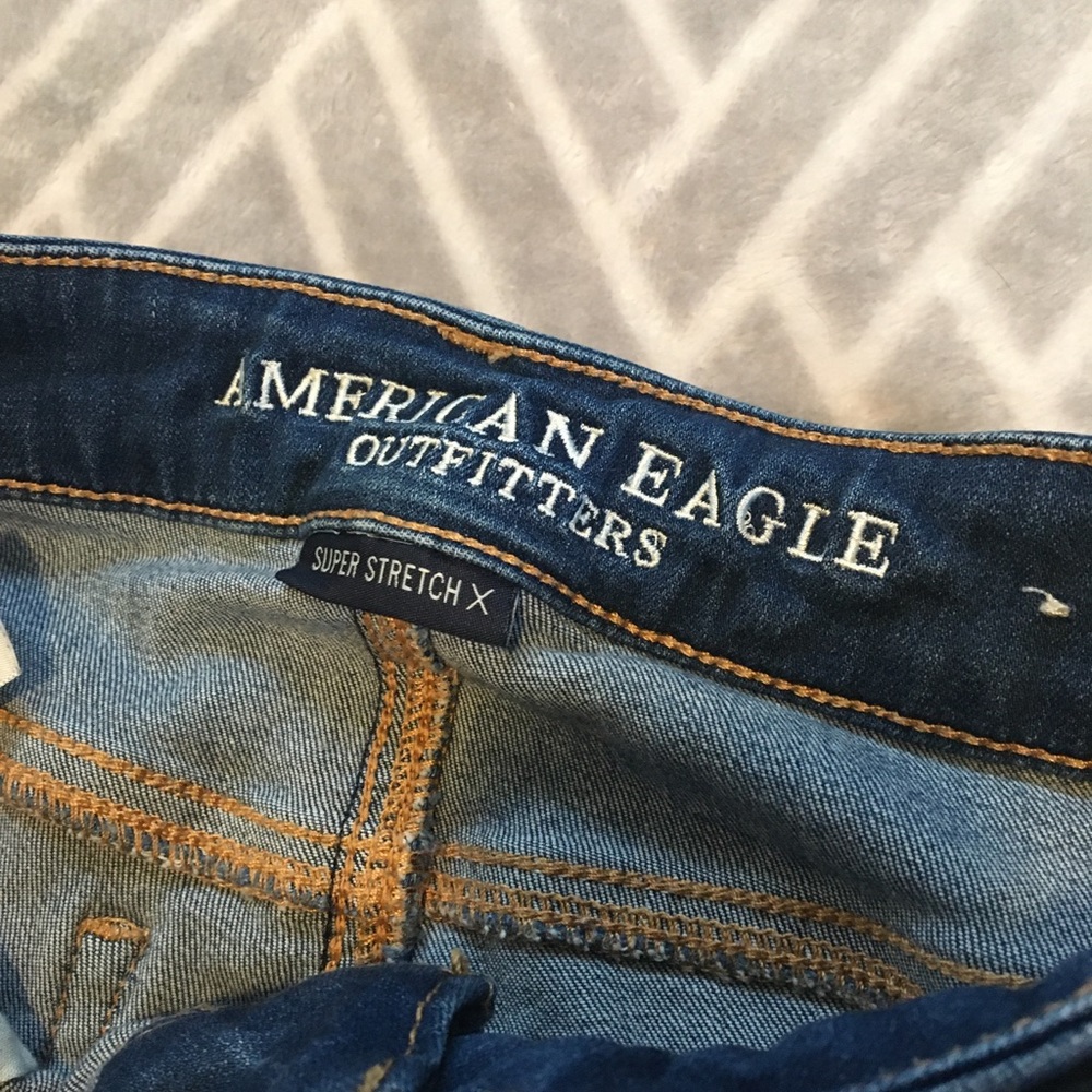 EUC AE Medium-Dark Wash Skinny Jeans - Picture 4 of 7